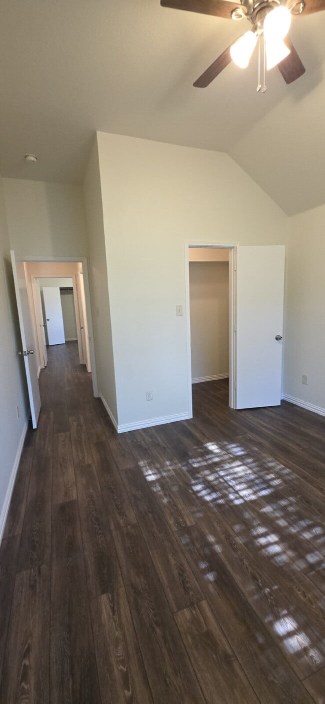 Building Photo - Beautifully Remodeled Home in Mansfield ISD – Corner Lot with Modern Upgrades!