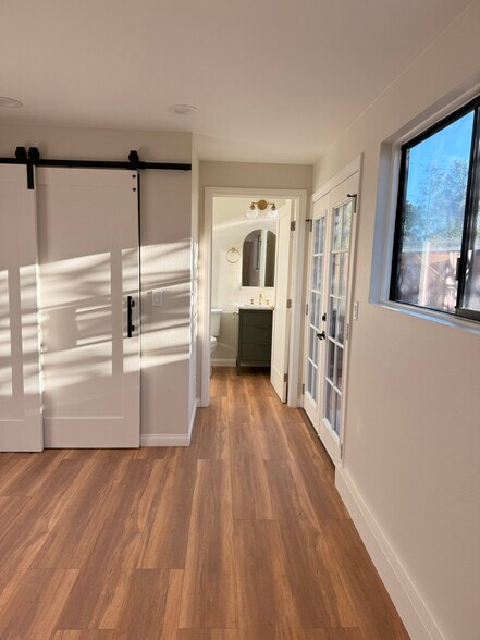 Building Photo - 4290 Dean Dr