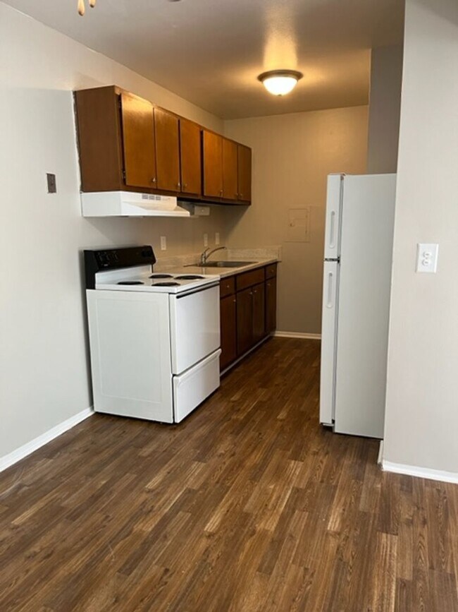 Building Photo - Charming 1 Bedroom/1 Bath near Downtown Ro...