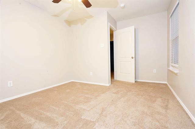 Building Photo - 1612 Cambridge Dr