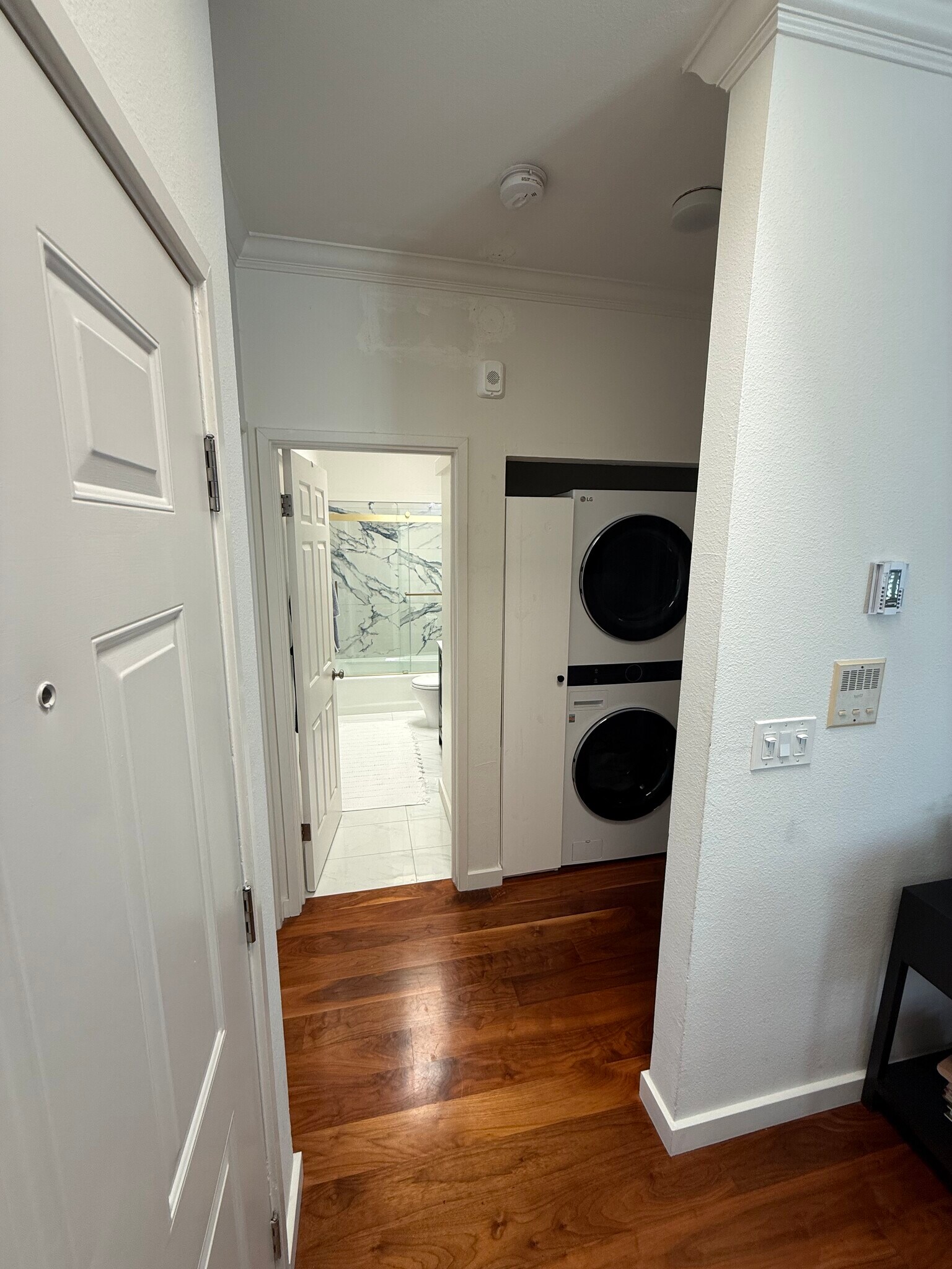 Left from the front door is the main Bathroom and laundry - 2185 Bush St