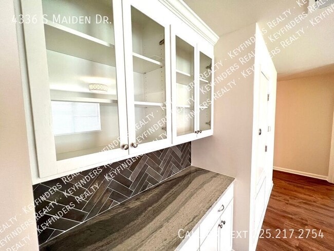 Building Photo - 4336 S Maiden Dr