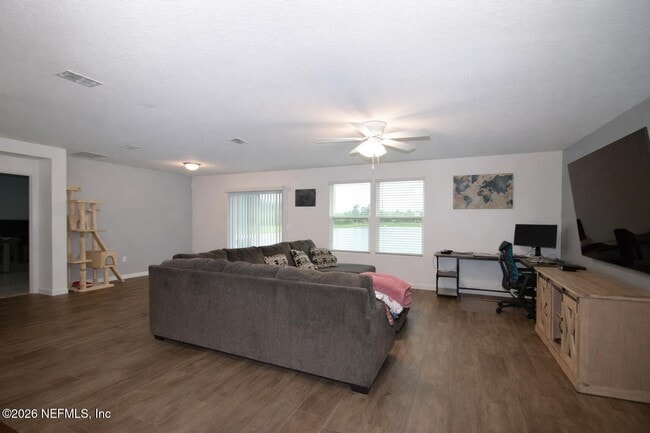 Building Photo - 3554 Shiner Dr