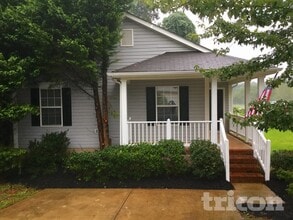 Building Photo - 11507 Stewarts Crossing Dr