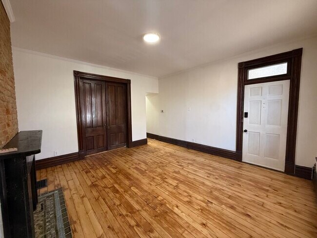 Building Photo - 187-189 E Whittier St