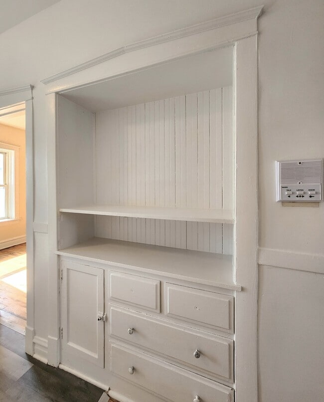 Building Photo - 4937 W 18th St