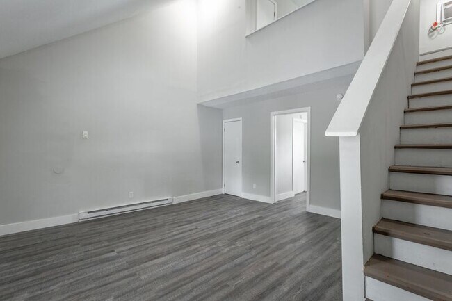 Building Photo - 4409 Delashmitt Rd