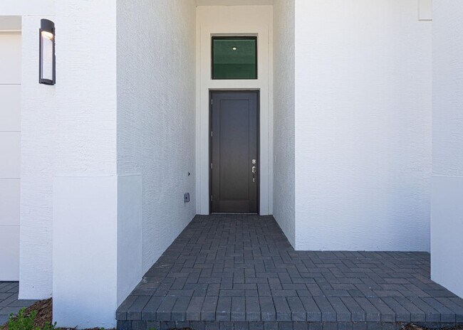 Building Photo - 9155 SW Esule Way