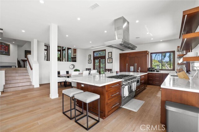 Building Photo - 2907 Cliff Dr