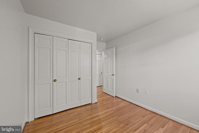 Building Photo - 605 H St SW