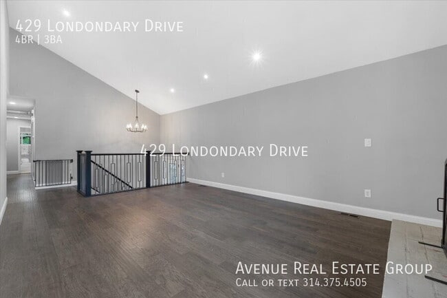 Building Photo - 429 Londondary Dr