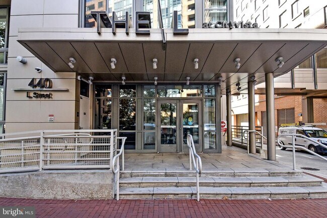 Building Photo - 440 L St NW