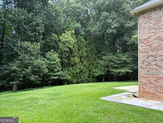 Building Photo - 96 Highgrove Dr