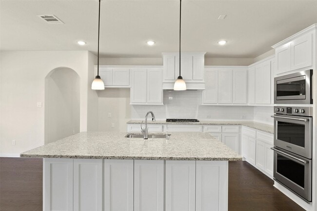 Building Photo - 601 Winslow Ln