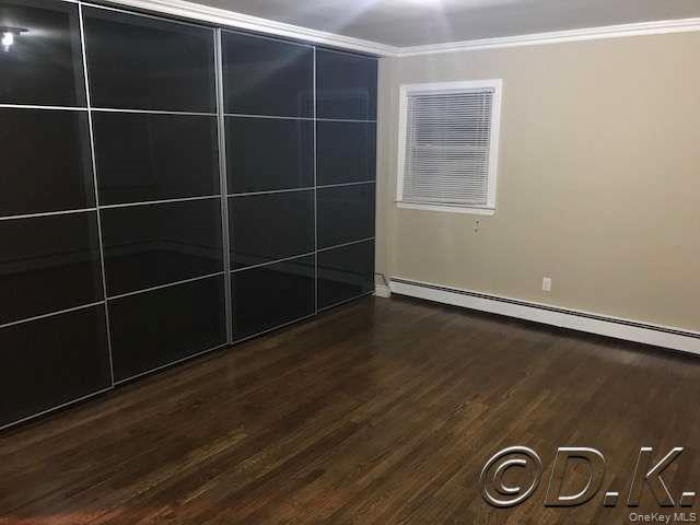 Building Photo - 469 E Park Ave