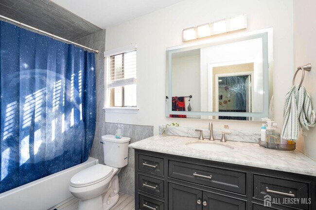 Building Photo - 58 Park Gate Dr