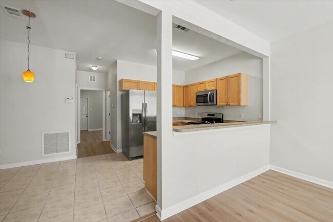 Building Photo - 2014 Midyette Rd