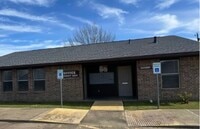 Building Photo - 1201 Edmiston Dr