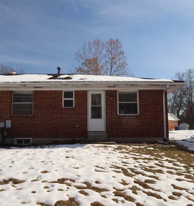 Building Photo - 835 Cole Blvd