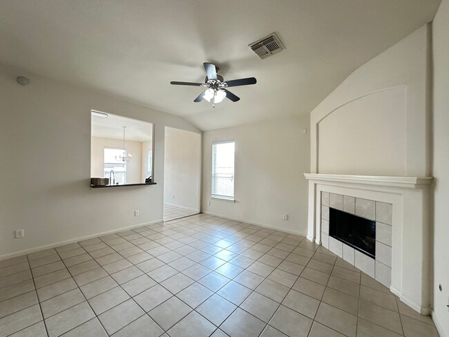 Building Photo - Great Opportunity in Cypress!