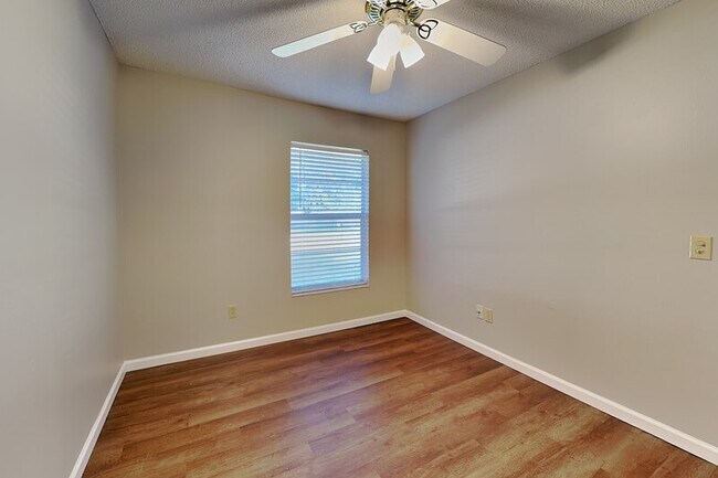 Building Photo - 3178 Phonetia Dr