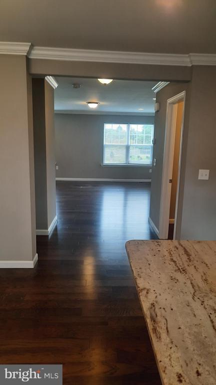 Building Photo - 806 Admiral's Quay Dr
