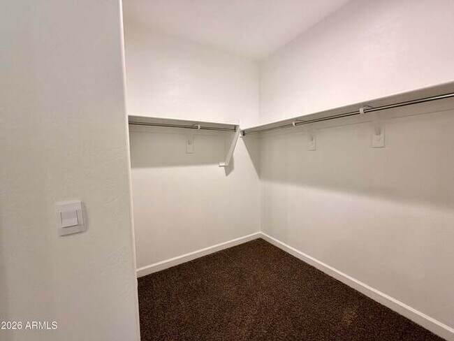 Building Photo - Beautiful 3-bedroom, 2-bath home in Entrada Del Oro (Newer DR Horton Home)!