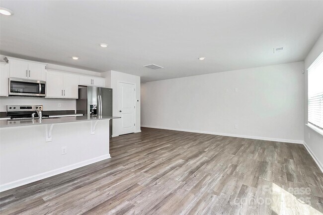 Building Photo - 2927 Penninger Cir