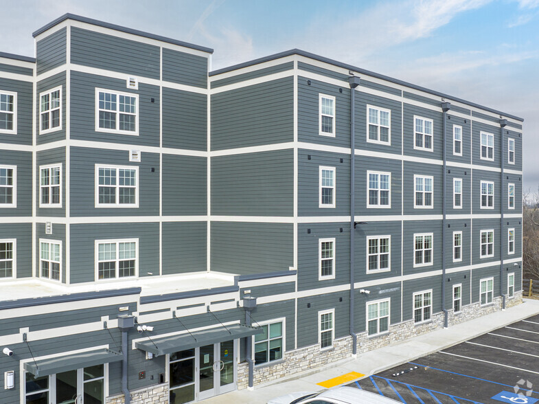 Building Photo - Polo Club Park - Senior/Affordable Housing