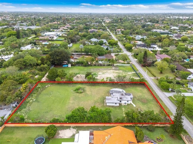 Building Photo - 9840 SW 60th St