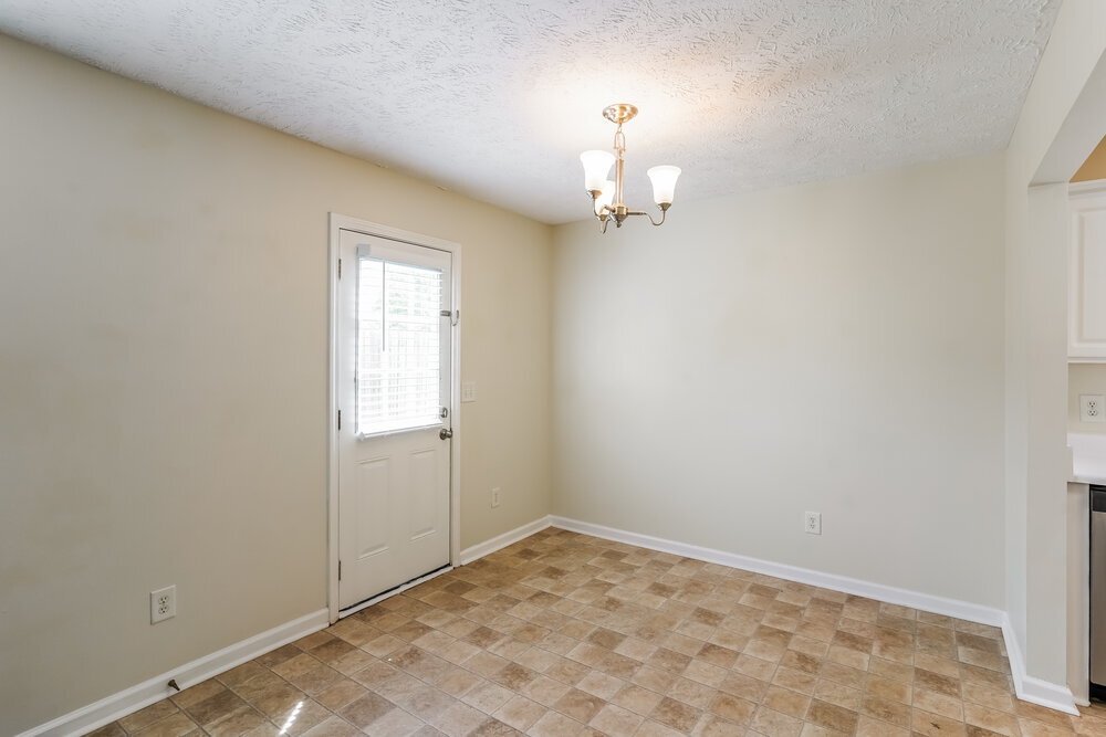 Building Photo - 305 Indian Park Dr