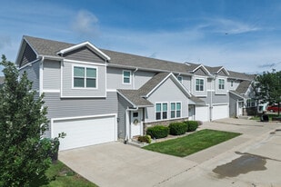 Building Photo - Ledgestone Townhomes