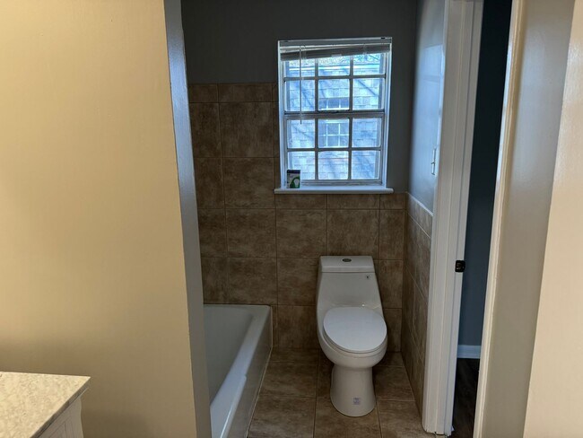 Building Photo - 7801 3rd Ave S