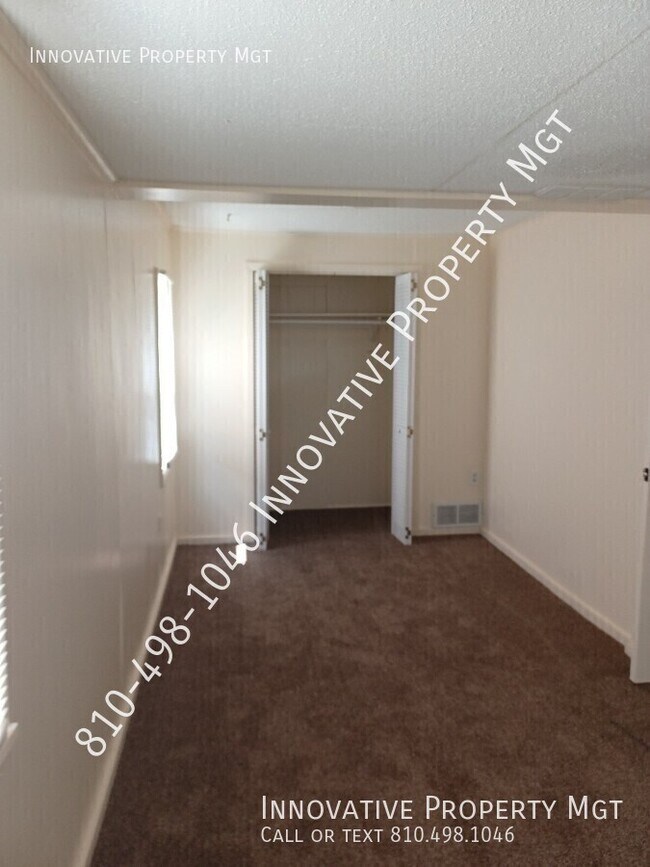 Building Photo - 1121 W Buder Ave