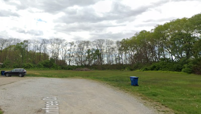 Building Photo - 8701 N Raintree Ct