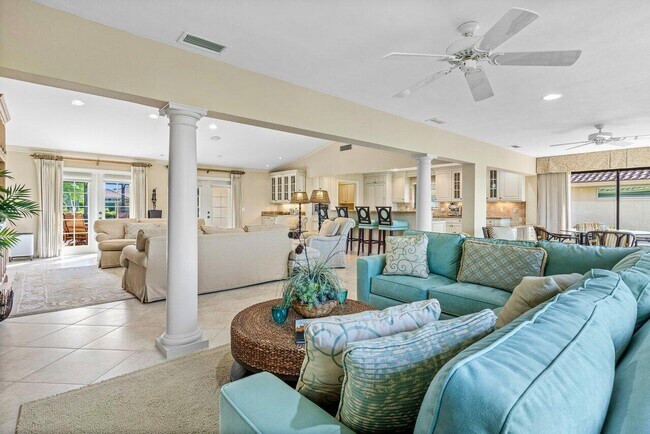 Building Photo - 10587 Limeberry Dr