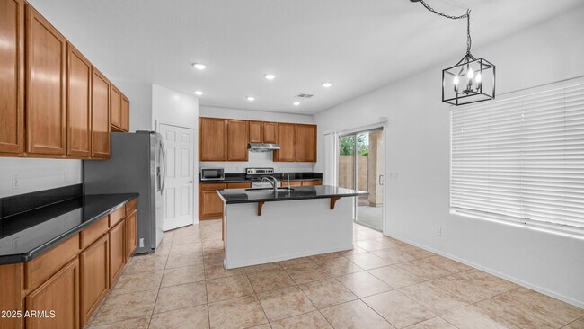 Building Photo - 5131 W El Cortez Trail