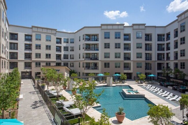 Building Photo - 6688 John Hickman Pkwy