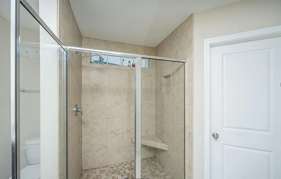 MasterBathroom_Shower - 72 Crossandra Ave