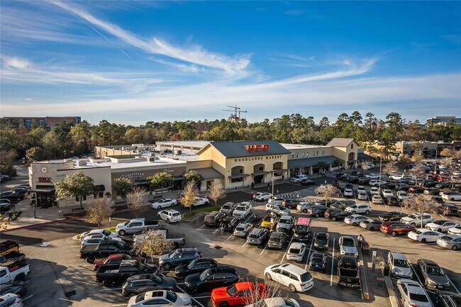 Building Photo - 26403 Hunters Hollow Dr