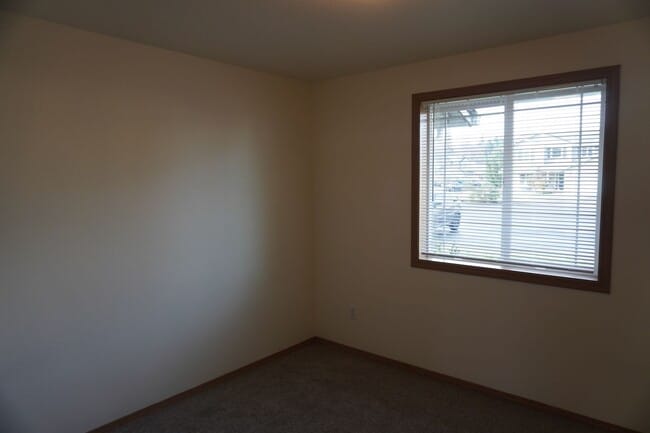 Building Photo - Well Maintained Single Level Home for Lease in Kelso