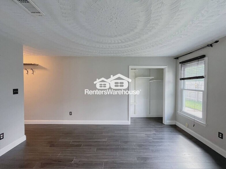 Building Photo - 1497 Eddystone Dr