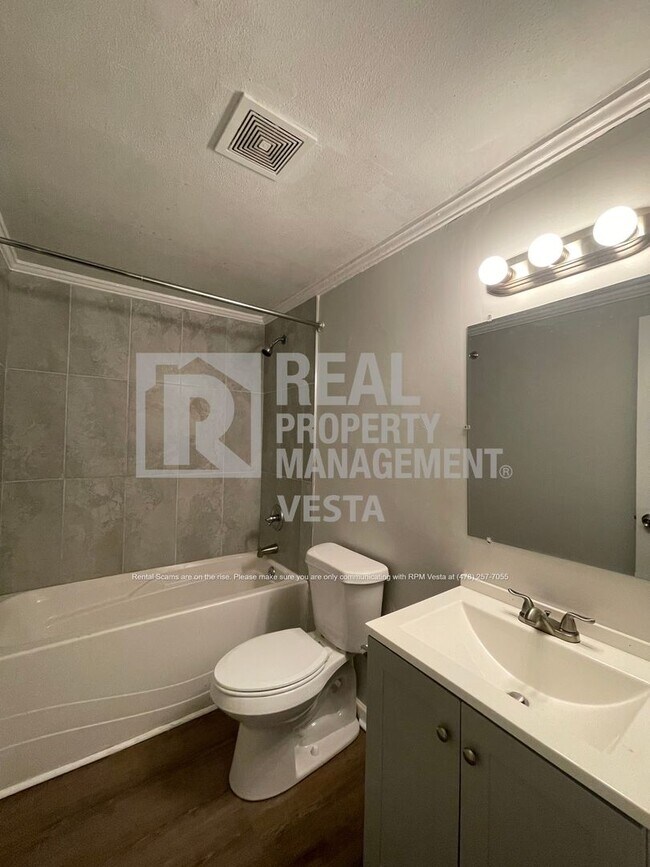Building Photo - 5624 Swymer Dr
