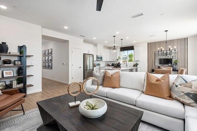 Building Photo - Solar Included! Nearly-New Single-Story Fresno Home with Den & 2-Car Garage — Pets Welcome!