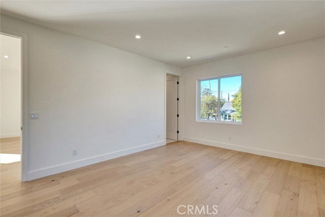 Building Photo - 1688 N Sierra Bonita Ave