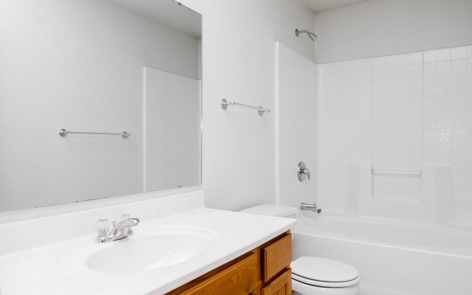 Building Photo - 534 Sicily Ct