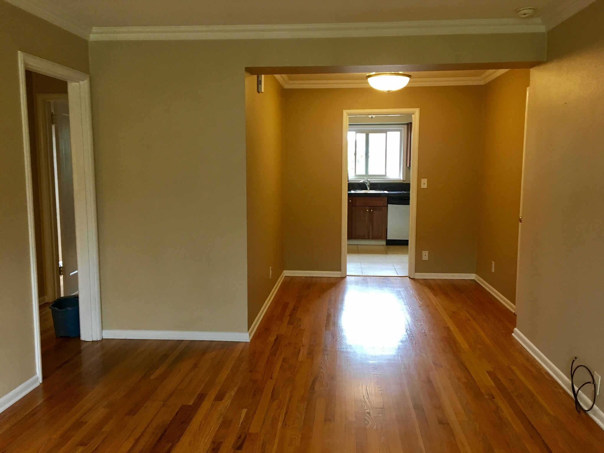 dining room area - 2515 SE 51st Ave