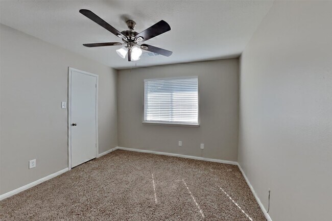 Building Photo - 14306 Cypress Falls Dr