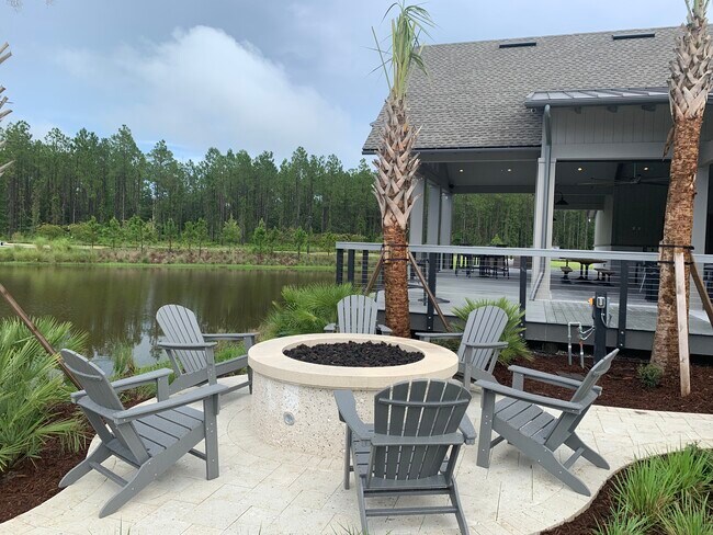 Building Photo - 75451 Sunberry Dr