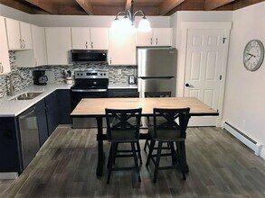 Building Photo - Long Term Rental- Treehouse E201